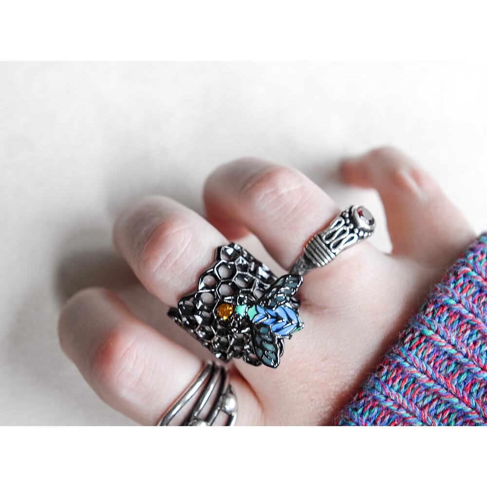 Wide Chunky Honeycomb Bee Ring Black Metal Gothic Statement Blue Enamel Sz. 6.75